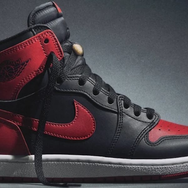 Βρήκαμε τα απαγορευμένα Air Jordans του Αγίου Βαλεντίνου