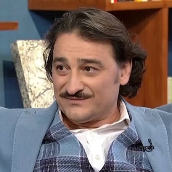 Ο Βασίλης Χαραλαμπόπουλος 'δεν είχε επιτυχία σαν εραστής'