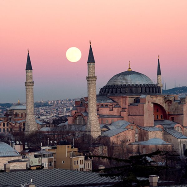 Η πρώτη μουσουλμανική προσευχή σήμερα στην Αγιά Σοφιά