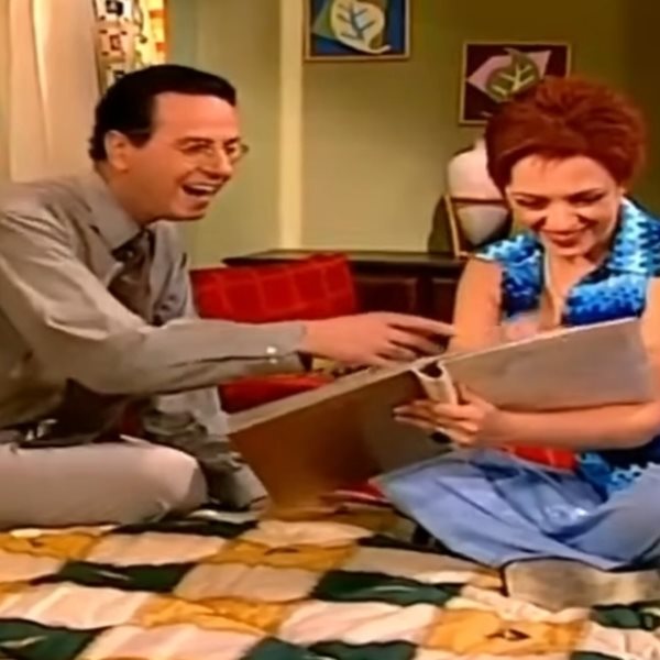 Κωνσταντίνου και Ελένης: Κάποιος κατέγραψε όλα τα βιβλία της αγαπημένης σειράς