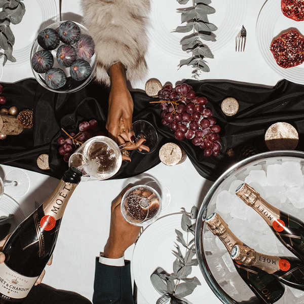 Τις φετινές γιορτές στείλε τη δική σου Moët ευχή