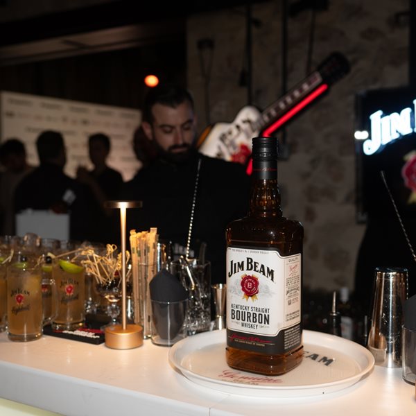 Esquire BBQ Street Party: Ένα διαφορετικό βράδυ στον Κεραμεικό με πρωταγωνιστή το Jim Beam