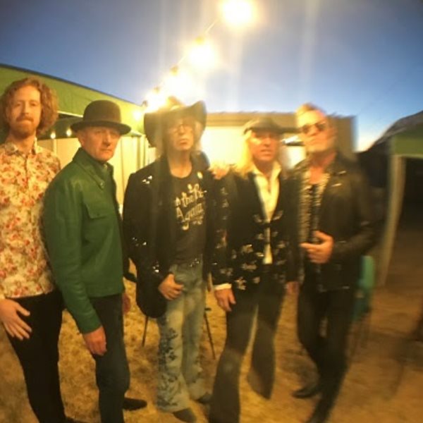 Οι πρώτες στιγμές των Waterboys στην Αθήνα