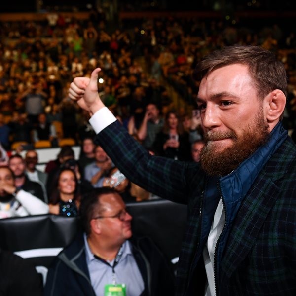 Ο Conor McGregor αποσύρεται από το ΜΜΑ