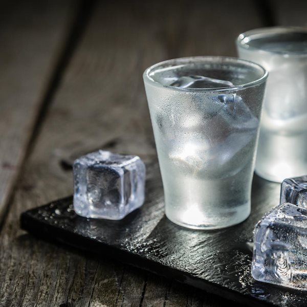 6 λόγοι που καθιστούν τη βότκα ωφέλιμη για την υγεία σου