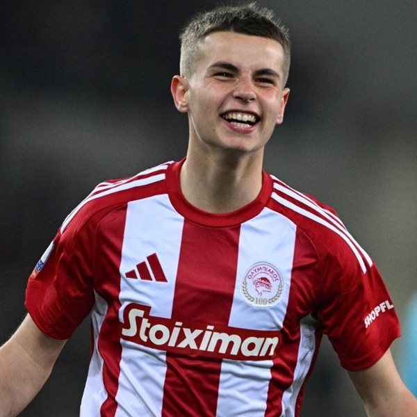 Το καλύτερο σχόλιο για το επικό γκολ του Χρήστου Μουζακίτη στο ντέρμπι αιωνίων