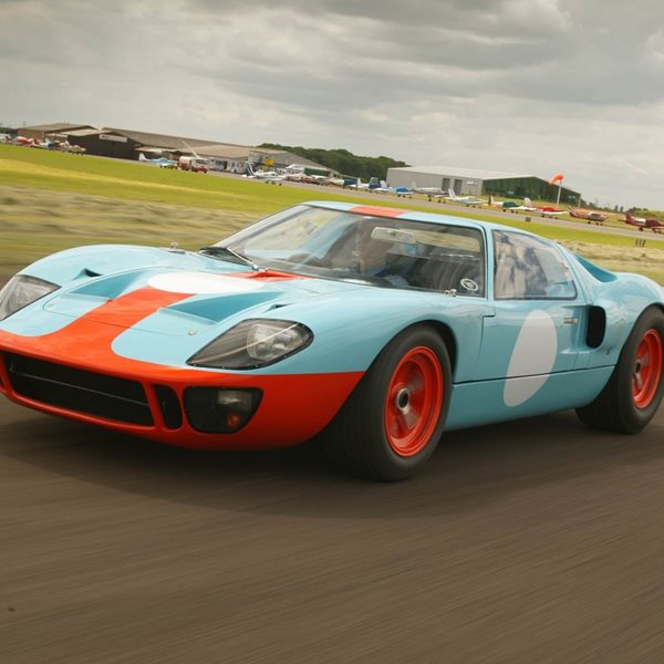 Τα 10 ακριβότερα αυτοκίνητα που πωλήθηκαν σε δημοπρασίες το 2024