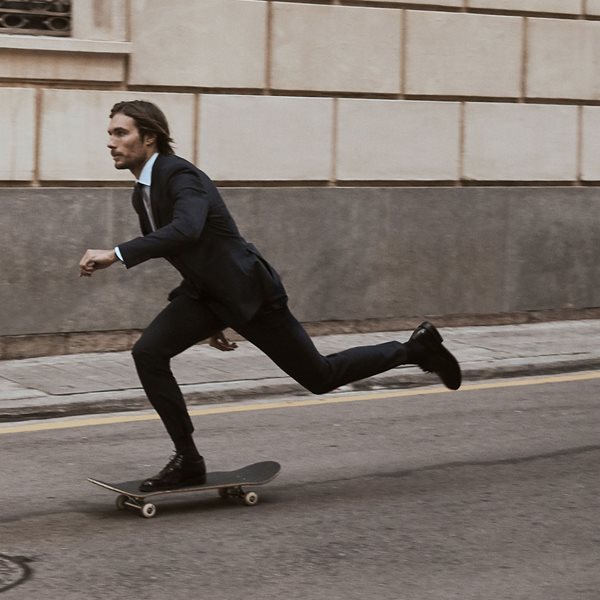 Σοφιστικέ look στο γραφείο με ή χωρίς κοστούμι