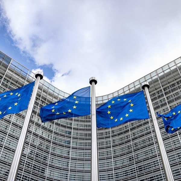 'Λευκός καπνός' στις Βρυξέλλες