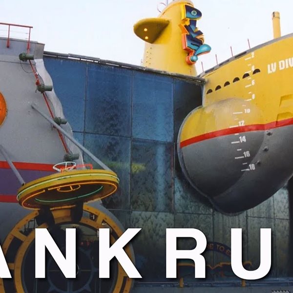 Μια φορά κι έναν καιρό, ο Steven Spielberg δημιούργησε ένα εστιατόριο - υποβρύχιο