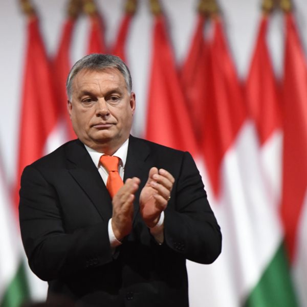 'Δε στηρίζουμε την κομματική συμφωνία για το μοίρασμα των ευρωπαϊκών θεσμών', λέει ο Viktor Orban