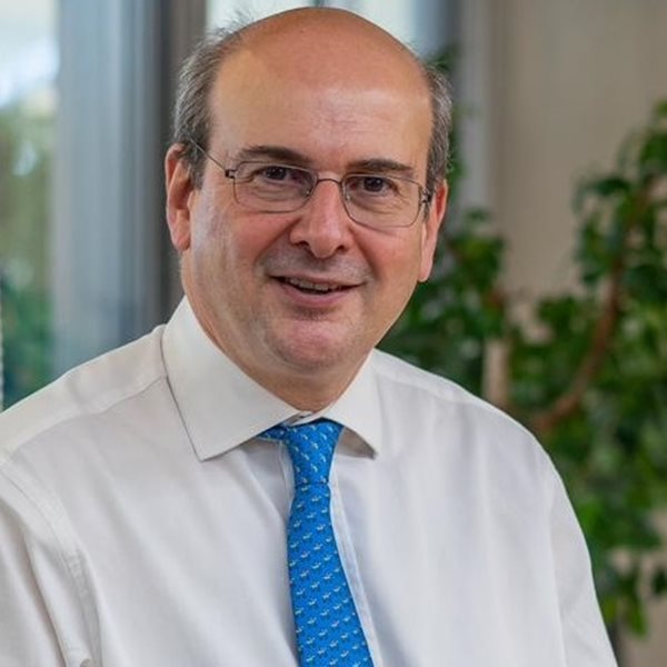 Ο Κωστής Χατζηδάκης πιστεύει στην πολιτική με αξίες και αποτελέσμα