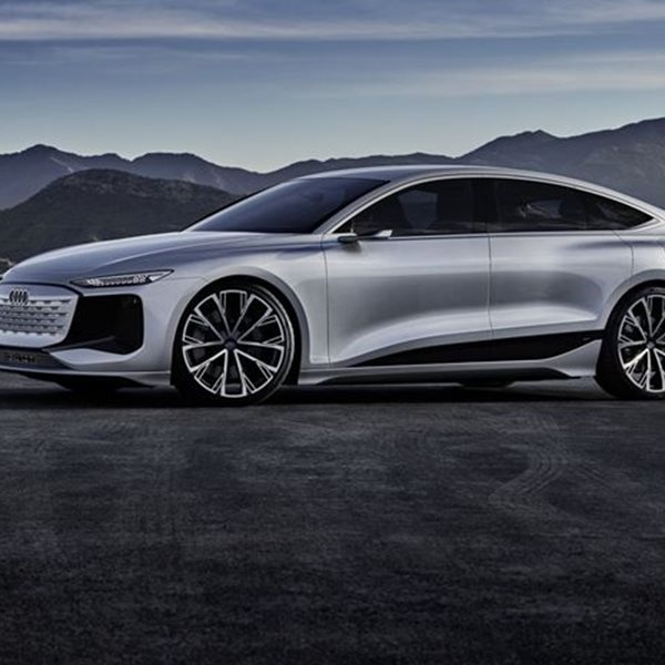 Το Audi RS6 sedan επιστρέφει ως ηλεκτρικό