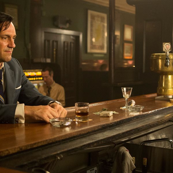 Μερικοί άγραφοι κανόνες για τους τακτικούς θαμώνες των μπαρ