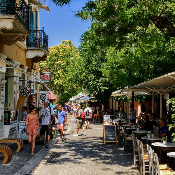 Προσεχώς οι νέες ανακοινώσεις για μέτρα στην εστίαση και υποχρεωτικό εμβολιασμό