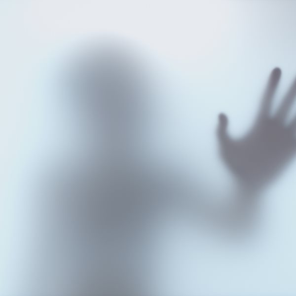 H βία κατά των γυναικών στη σκιά του κορονοϊού