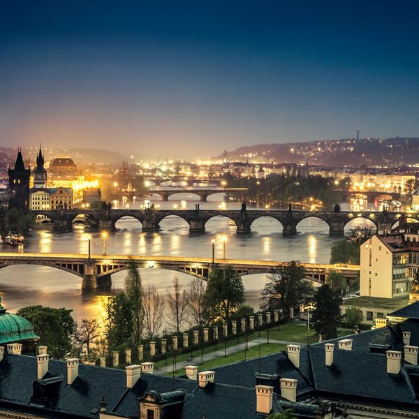 Η Πράγα και οι θρύλοι της