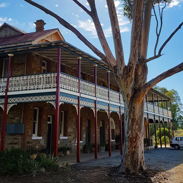 Ολόκληρο ξενοδοχείο πωλείται για 40 ευρώ στην Αυστραλία