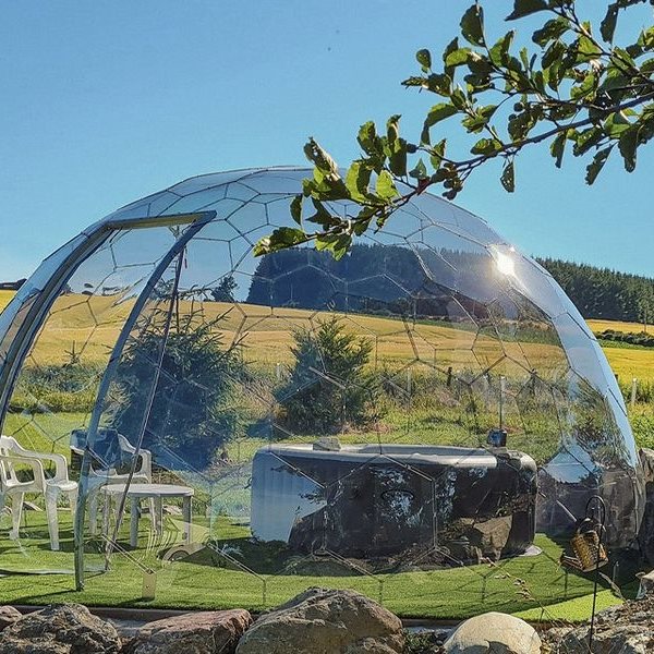 Ένα σπίτι καθρέφτης, ίσως είναι αυτό που χρειάζεσαι