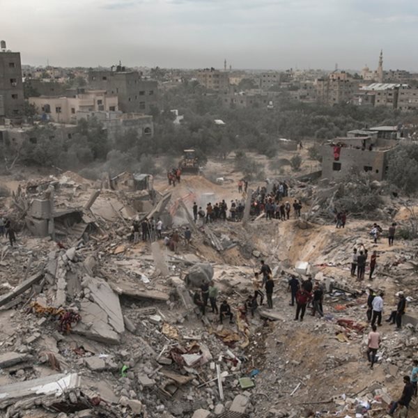 Ο ισραηλινός στρατός εισέβαλε τα ξημερώματα στο νοσοκομείο Αλ Σίφα