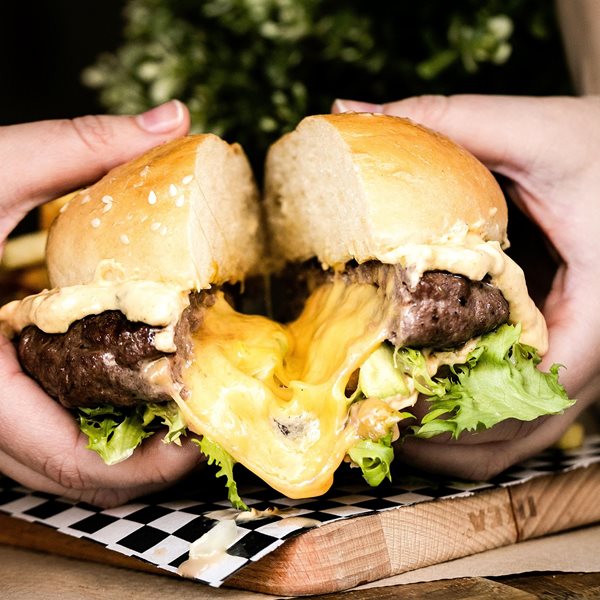 Juicy Lucy, ίσως το θρυλικότερο αμερικάνικο burger