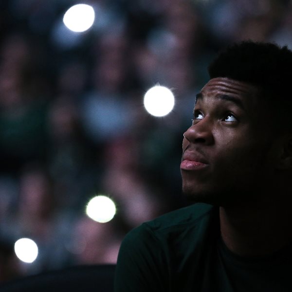 H ζωή του Γιάννη Αντετοκούνμπο γίνεται ταινία από την Disney