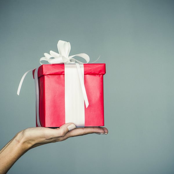 12 διαφορετικά δώρα για τις φετινές γιορτές