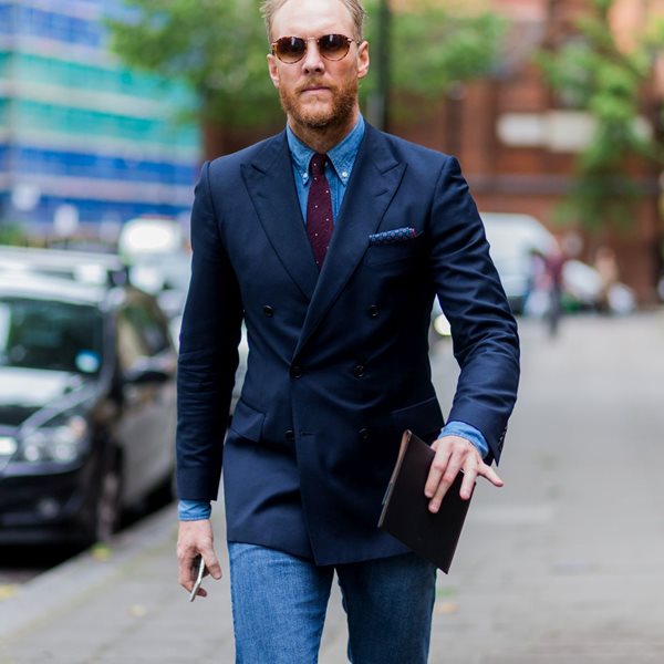 Tips για smart look όταν συνδυάζεις blazer με τζην παντελόνι