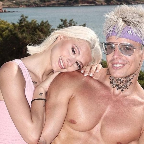 Σε άλλα νέα, διαπρέπουμε στα Όσκαρ Ερωτικού Κινηματογράφου