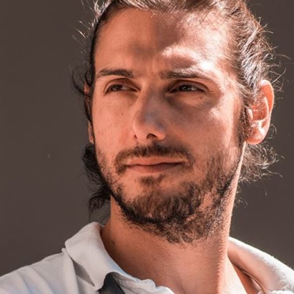 Η πειραγμένη ελληνική ζαχαροπλαστική του Κρίτωνα Πούλη