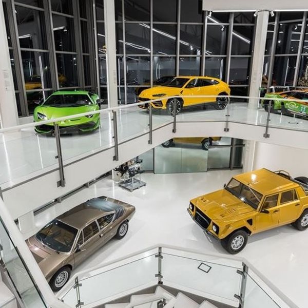 Μερικές υπέροχες εικόνες από το νέο μουσείο της Lamborghini