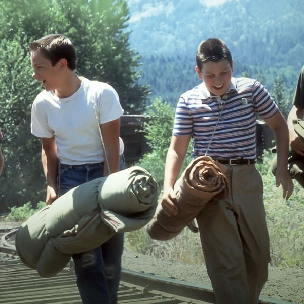 10 ταινίες που πρέπει να δεις αν σου αρέσει το Stranger Things