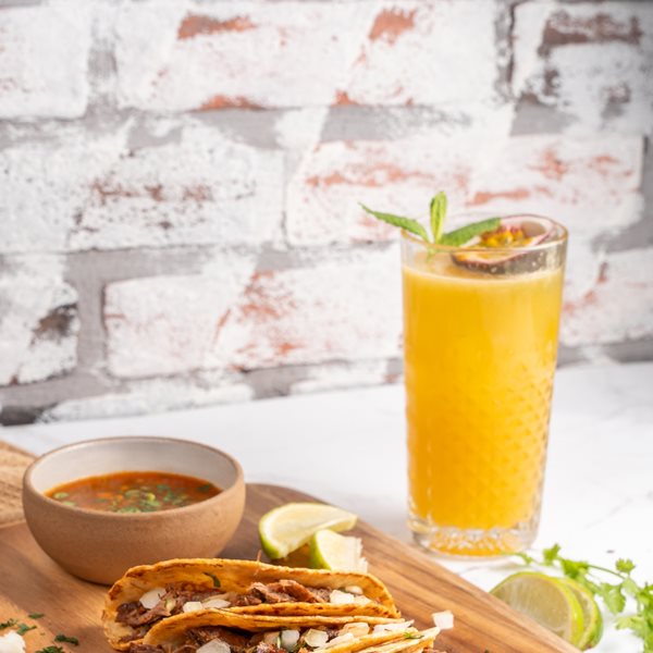 Η Άνοιξη έφτασε στα TGI Fridays™ με Νέα Πιάτα και Easter Delights!