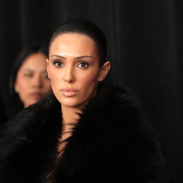 Η Bianca Censori εμφανίστηκε γυμνή κατά λάθος σε livestreaming (βίντεο)