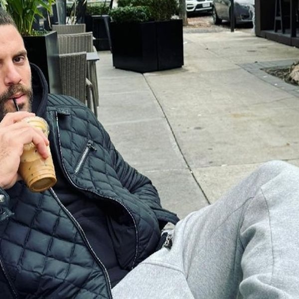 Όλοι στα σόσιαλ μίντια μιλούν για τον Νίκο Παππά στη συνέλευση της Νομικής