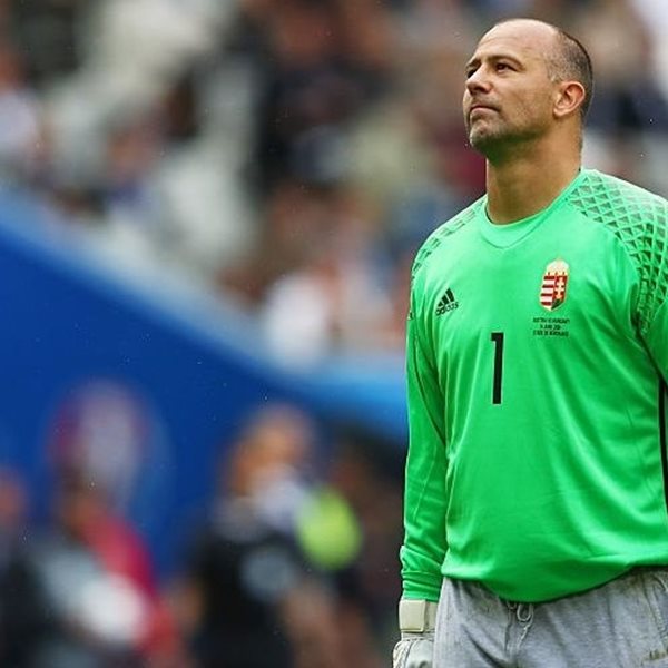 Gábor Király, ο θρυλικός τερματοφύλακας που φορούσε 'πιτζάμες'