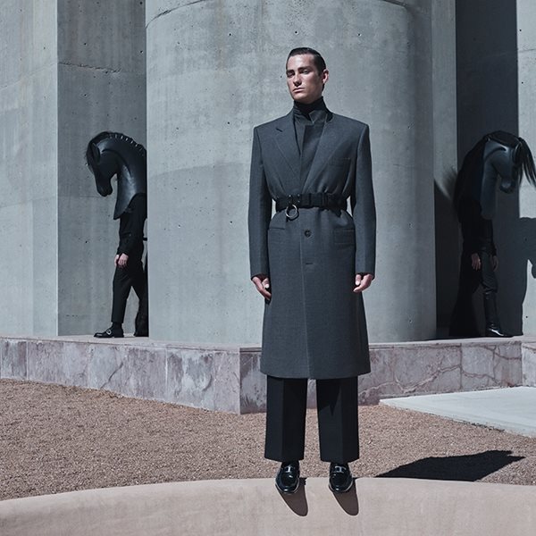 Metaphysica, η νέα καμπάνια KALOGIROU θα σε πάει παντού