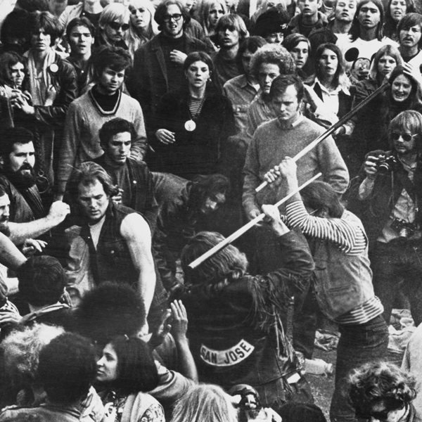 Η πιο σοκαριστική μέρα στην ιστορία της ροκ μουσικής είχε βία, θάνατο και χάος