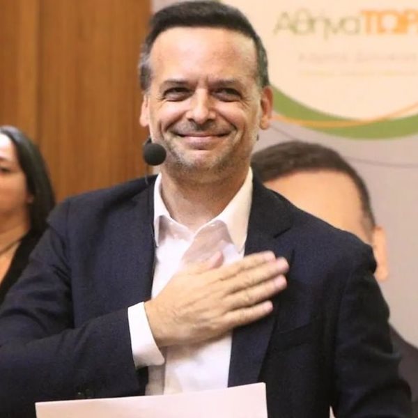 Η σύνθεση του νέου δημοτικού συμβουλίου της Αθήνας με δήμαρχο τον Χάρη Δούκα