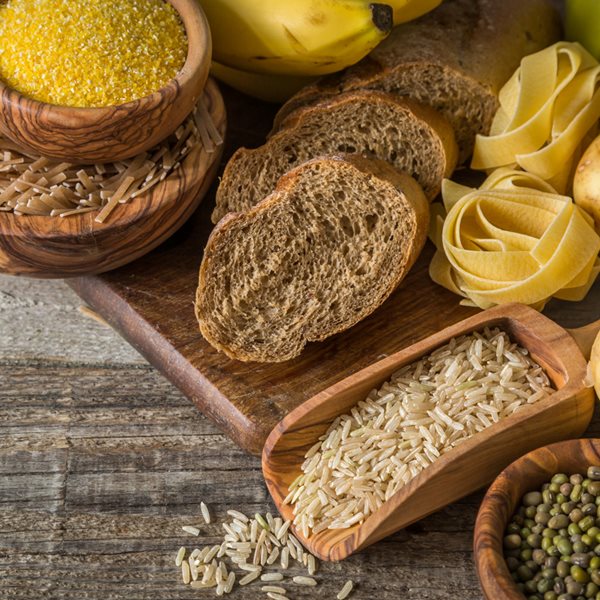 4 μύθοι για τους υδατάνθρακες που 'παχαίνουν'