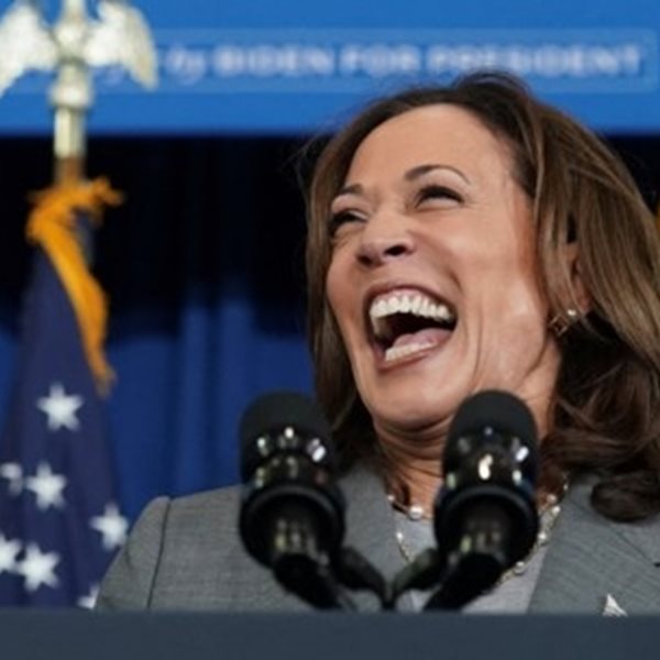 Στην Κamala Harris και επίσημα το χρίσμα των Δημοκρατικών