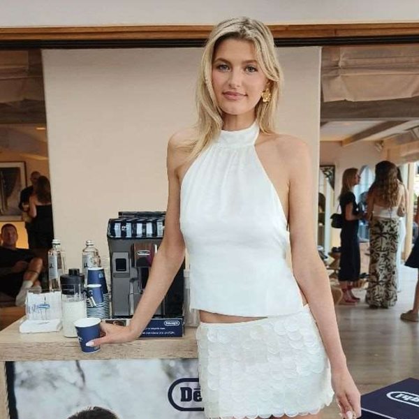 Η τέλεια εμπειρία καφέ των Αυτόματων Μηχανών Espresso της De’Longhi στο Esquire Summerhouse