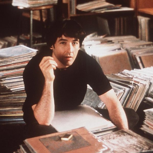 O John Cusack δεν είναι μόνο ο cool τύπος του High Fidelity