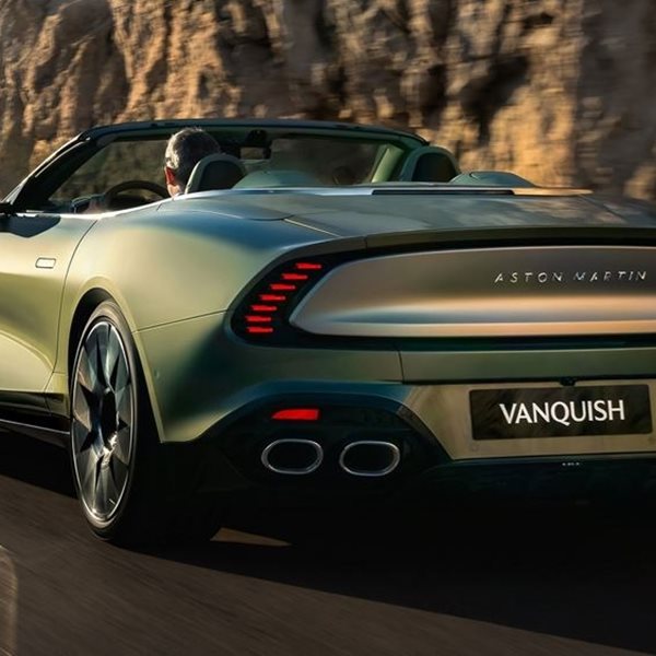 Δείτε το ταχύτερο και πιο ισχυρό cabrio στον κόσμο (εικόνες, video)