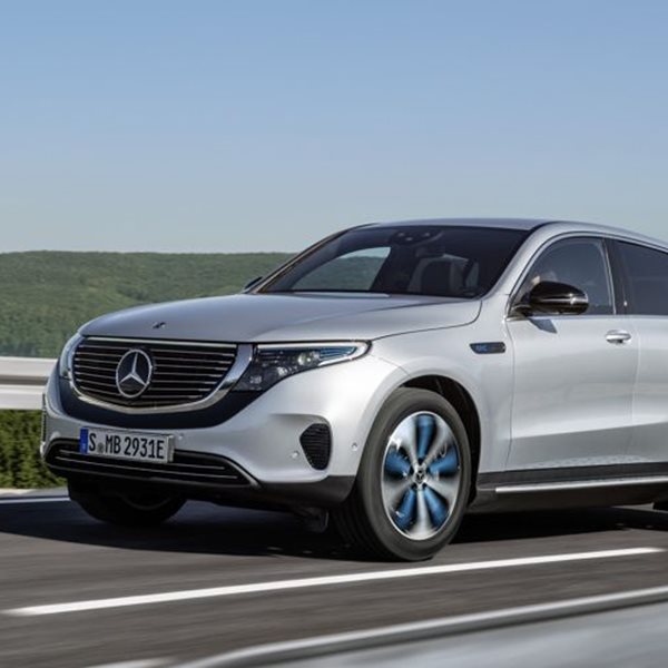 Η αποκάλυψη του EQC, του πρώτου αυτοκινήτου για το νέο ηλεκτρικό brand της Mercedes