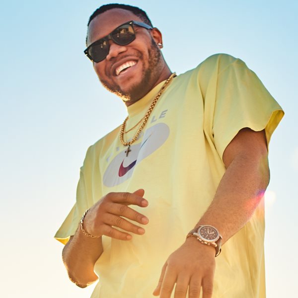 Το πρώτο single του Francis "Ofili" Antetokounmpo