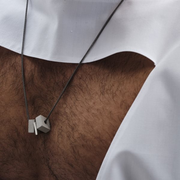 Τα κοσμήματα Exurbia μεταμορφώνουν το urban στοιχείο σε έργα τέχνης