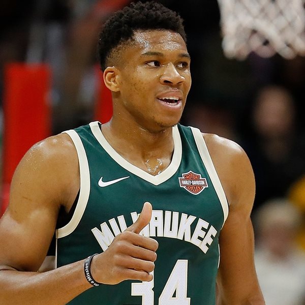 Ο Γιάννης Αντετοκούνμπο και πάλι MVP του ΝΒΑ