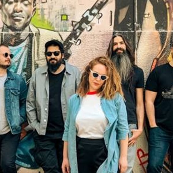 Thaliah, η αθηναϊκή κολεκτίβα που χαράζει το δικό της μουσικό μονοπάτι