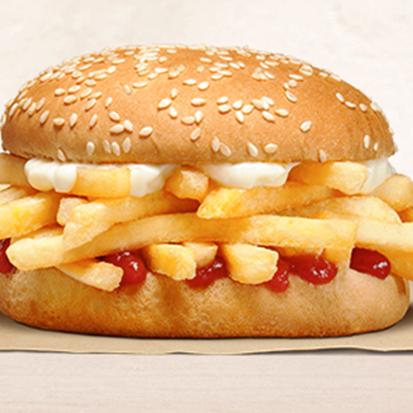 Η αμφιλεγόμενη ιδέα του burger με τηγανητές πατάτες